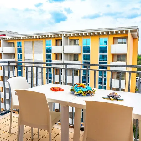 Spacious With Sea View - Beahost Apartament *